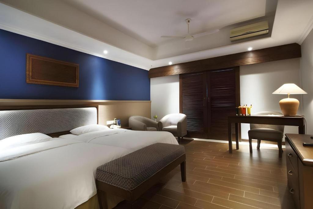 Hotel Niagara Prapat Bagian luar foto