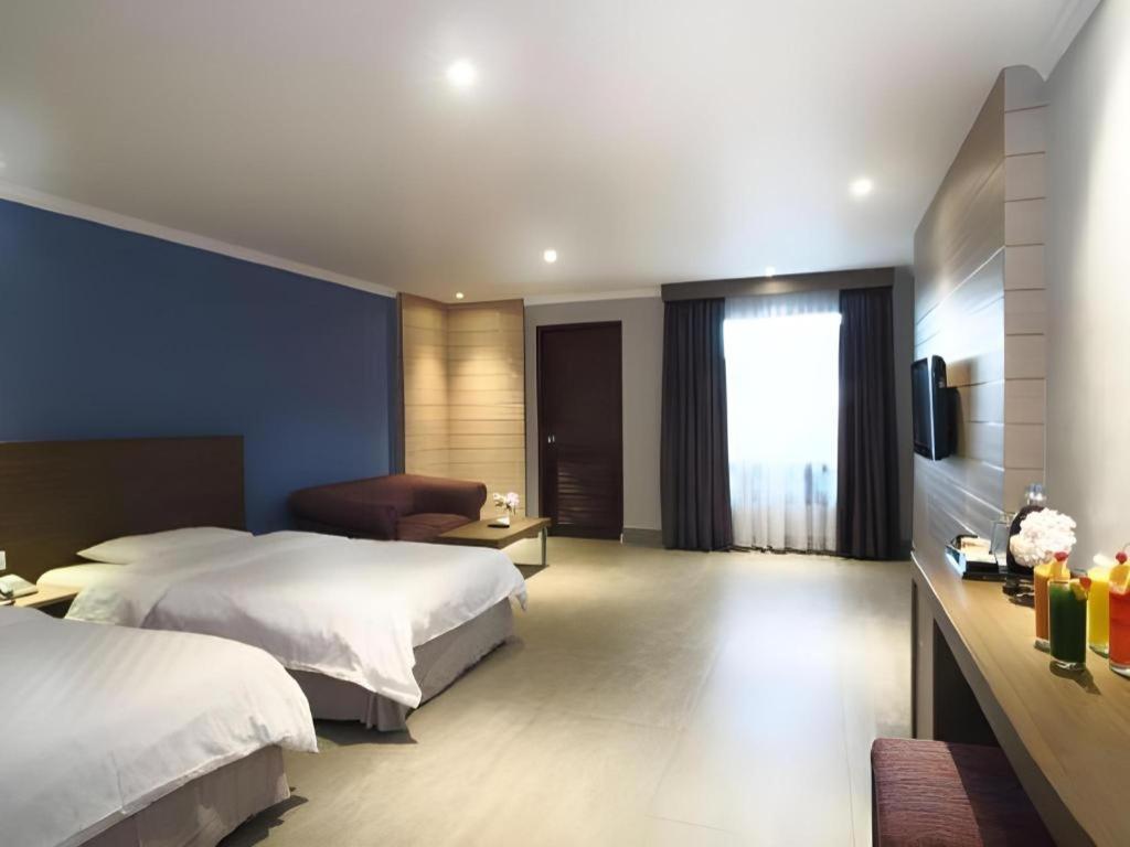 Hotel Niagara Prapat Bagian luar foto
