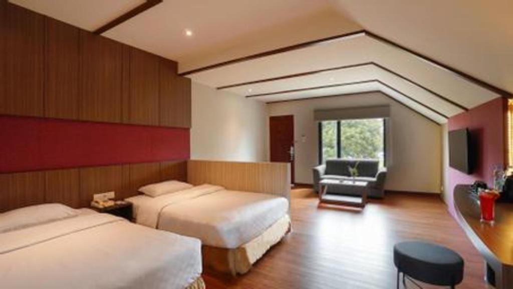 Hotel Niagara Prapat Bagian luar foto