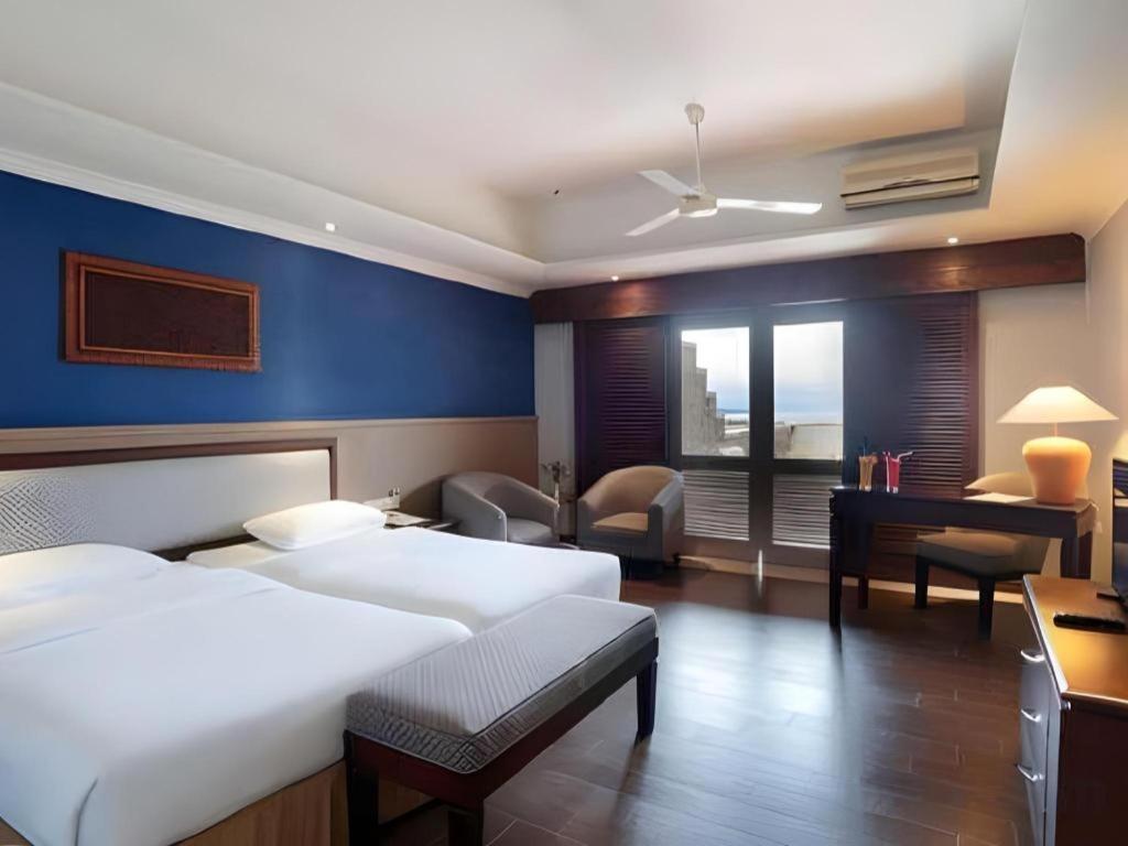 Hotel Niagara Prapat Bagian luar foto